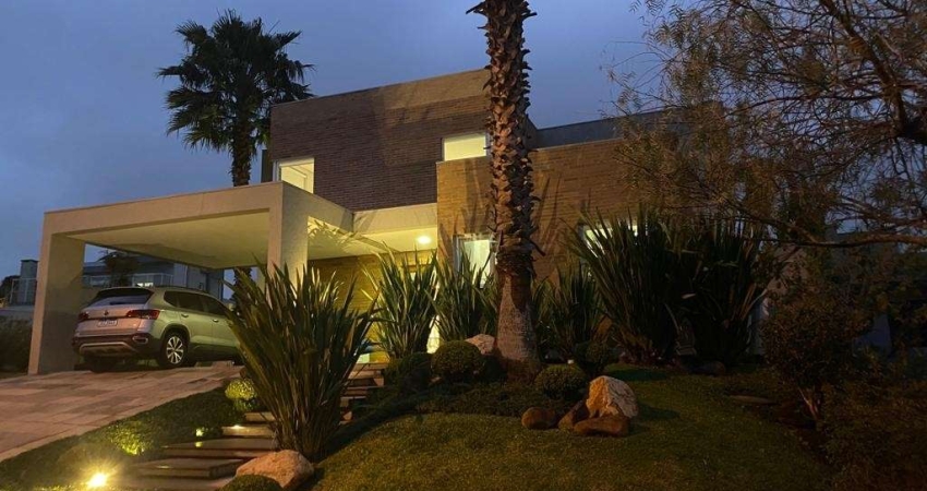 Casa em Condomínio para Venda em Porto Alegre, Vila Nova, 3 dormitórios, 3 suítes, 5 banheiros, 2 vagas