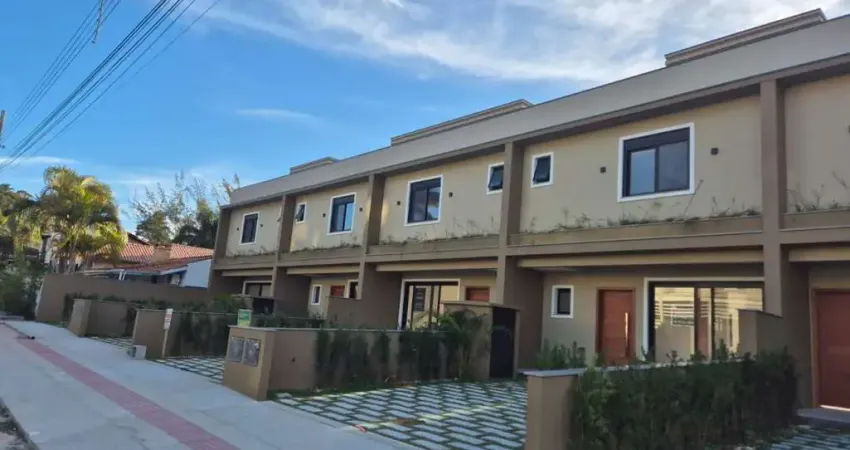 Casa para Venda em Garopaba, Jardim Panorâmico, 3 dormitórios, 1 suíte, 3 banheiros, 2 vagas
