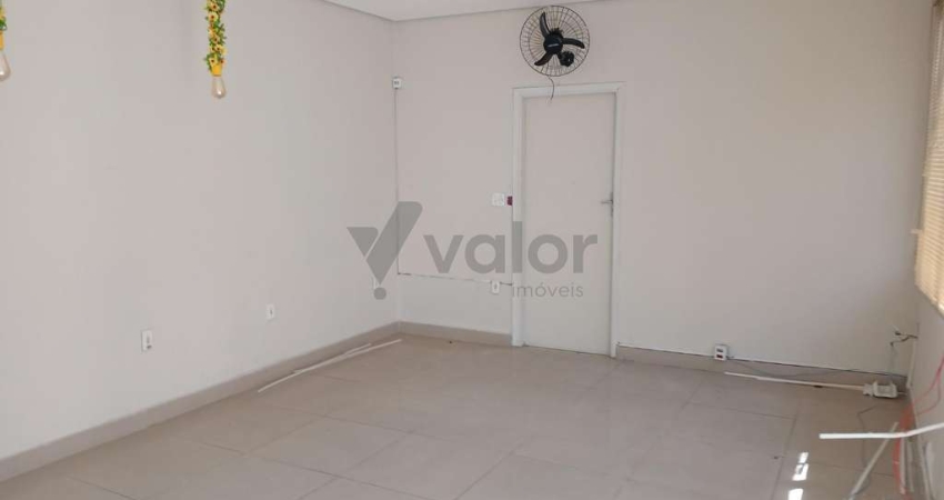 Casa comercial para alugar na Rua Irmã Serafina, 115, Bosque, Campinas