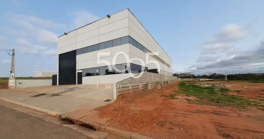 Galpão industrial  para locação, com 738,50m² de área construída e 1.000m² de área total.