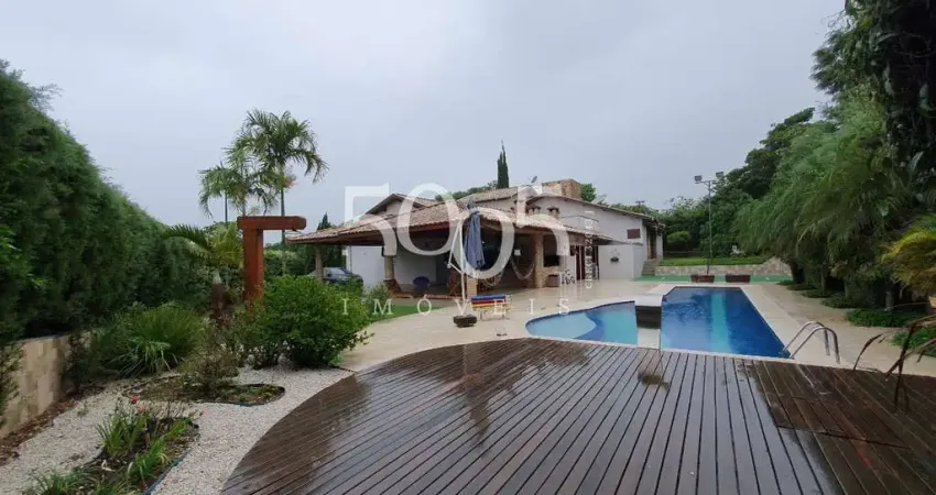 Casa para Venda e locação no condomínio Haras Paineiras em Salto com 465m² de Área construída em 1715² área total, com 4 suítes