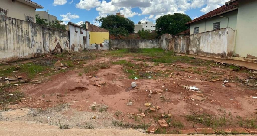 Terreno à venda no Centro, Barretos 