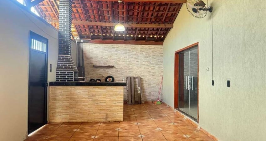Casa à Venda no Bairro Zequinha Amêndola - Barretos/SP