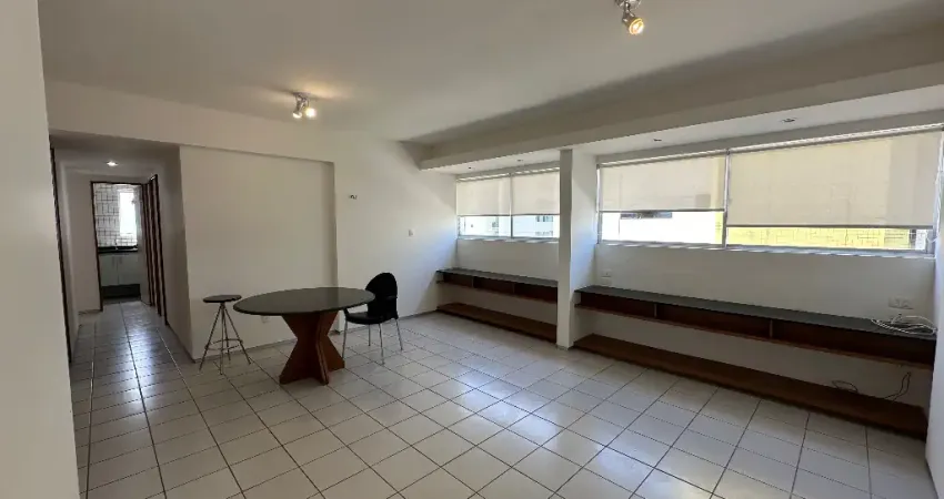 MC - Excelente apartamento na Madalena, andar alto, próximo à beira rio!