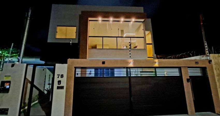 Casa Duplex Alto Padrão - Ponto Novo