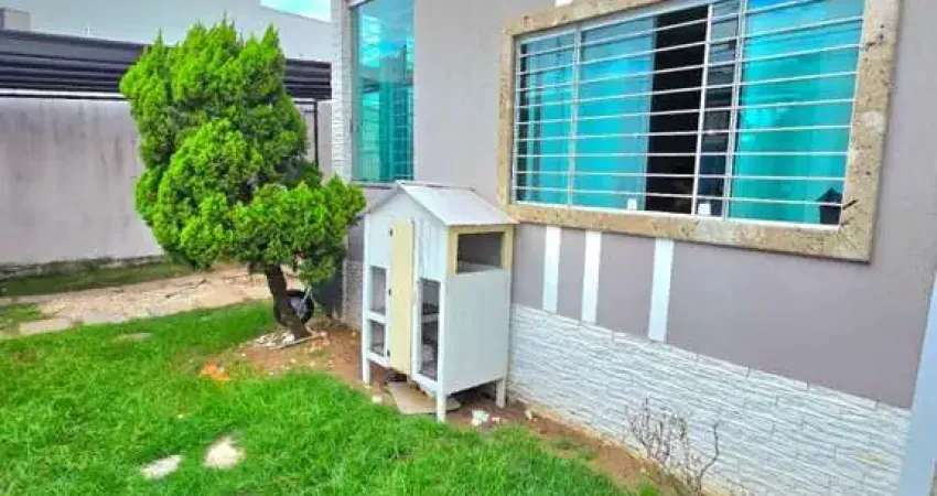 Casa linear com 3 quartos com suíte  bairro tranquilo e excelente localização em planície da serra