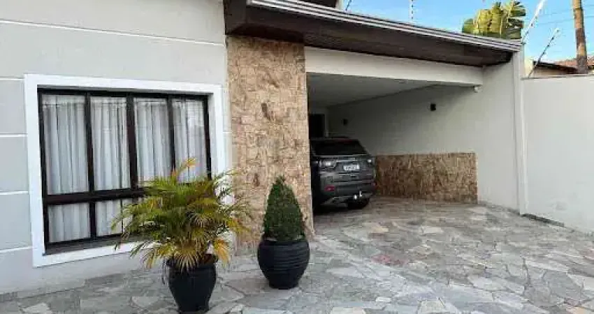 Casa com 4 dormitórios, 240 m² - venda por R$ 1.500.000,00 ou aluguel por R$ 7.000,00 - Alpes - Londrina/PR