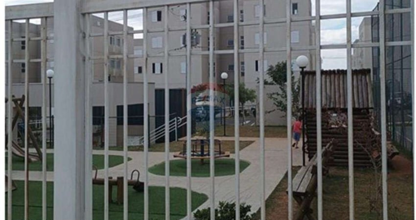 Apto Charmoso em Condomínio com Infraestrutura