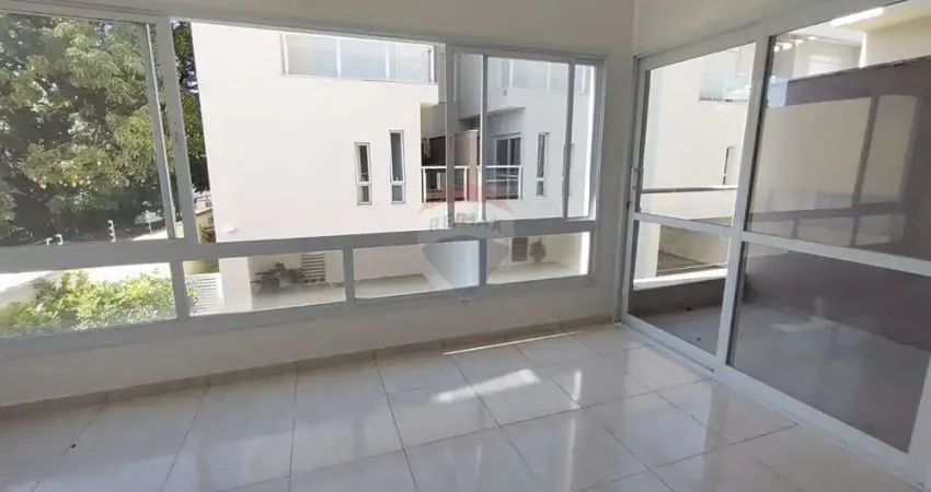 Casa em condomínio com quintal na vila progresso, 3 quartos.