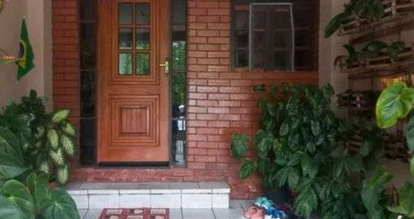 Sobrado para venda com 100 metros quadrados com 3 quartos
