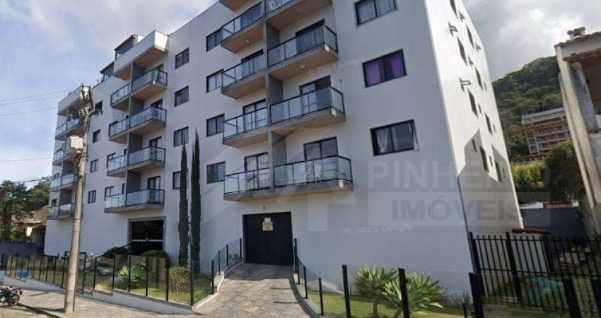 Apartamento para Locação em Teresópolis, Alto, 1 dormitório, 1 banheiro, 1 vaga