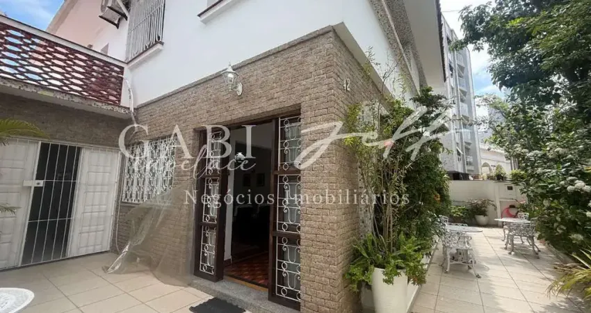 Casa com 4 quartos à venda no Ponta da Praia, Santos