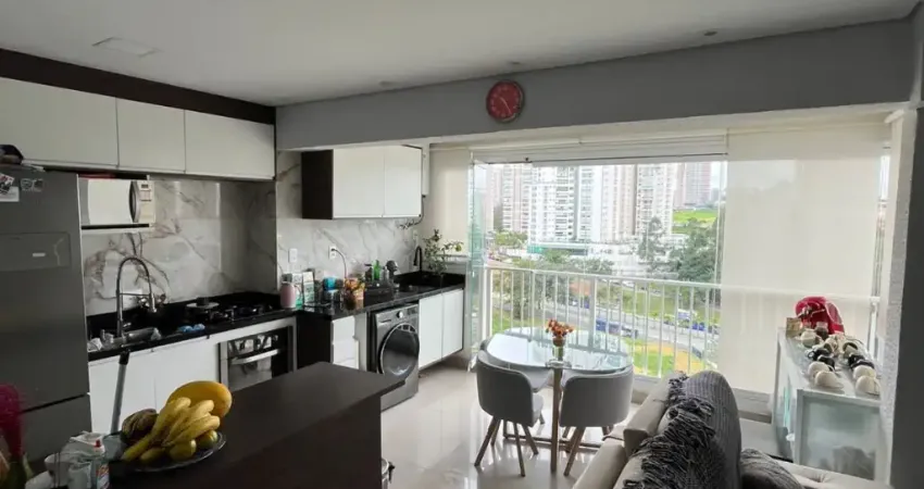 Apartamento Semi mobiliado com 2 quartos  em Alphaville