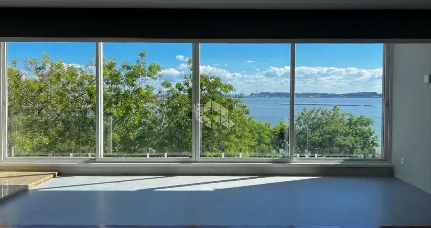 Cobertura com 3 suítes e 3 vagas na zona sul de Porto Alegre