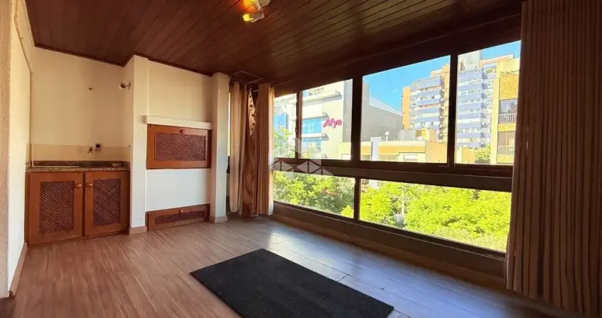 Apartamento 3 dormitórios, 1 suíte no bairro mont serrat em porto alegre