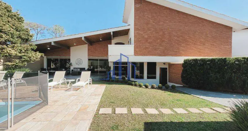 Casa Mobiliada venda ou aluguel com 4 suítes, 470 m² -  Alphaville