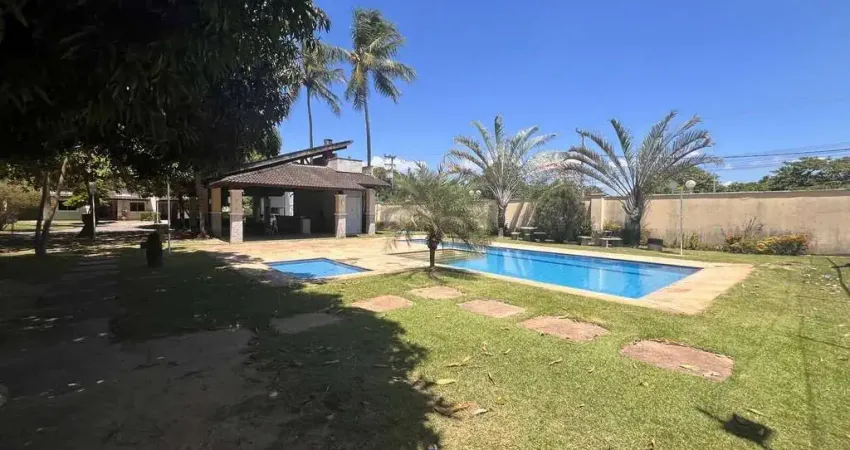 Casa com 3 quartos para alugar na Rua João De Castro, 705, Centro, Aquiraz
