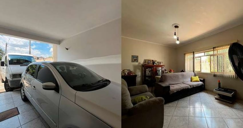 Casa à Venda em Jardim Serra Dourada - 3 Dormitórios, R$420k