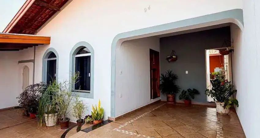 Casa com 3 quartos à venda no Jardim Itacolomi, Mogi Guaçu