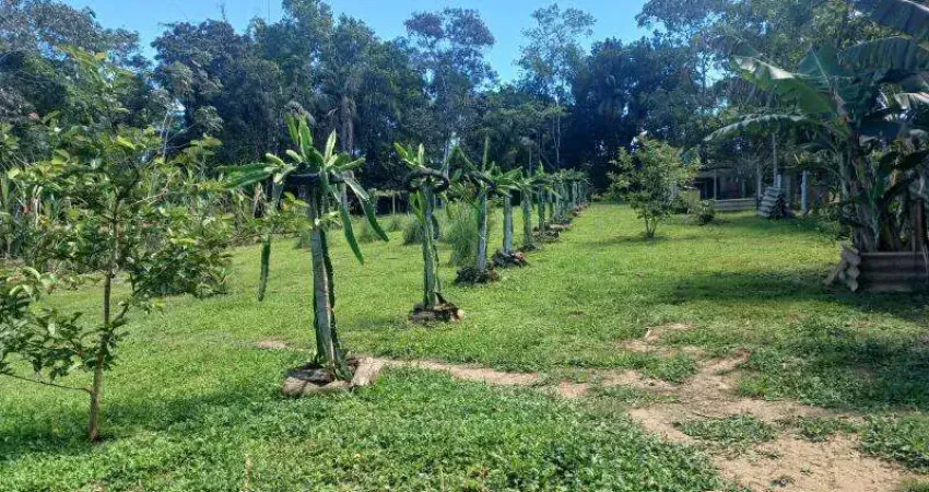 Excelente chacara com 48400 m2 com 02 residencia com  2 quartos 700.000 morretes