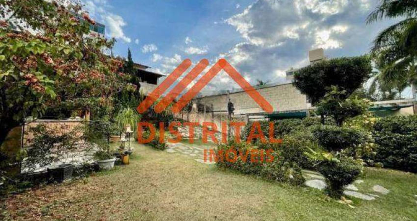 Casa à venda, 4 quartos, 1 suíte, 5 vagas, Castelo - Belo Horizonte/MG