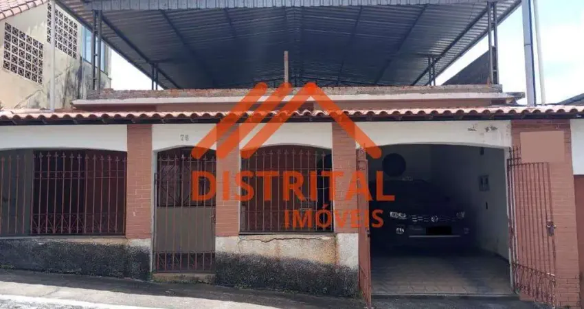 Casa com 3 quartos à venda na Rua Belizário de Souza, Centro, Barroso