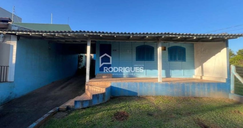 Casa com 2 quartos para alugar na Dona Emiliana, 808, Portão Novo, Portão
