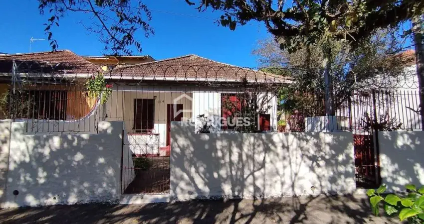 Casa com 3 quartos para alugar na Rua Santo Inácio, 134, Cristo Rei, São Leopoldo