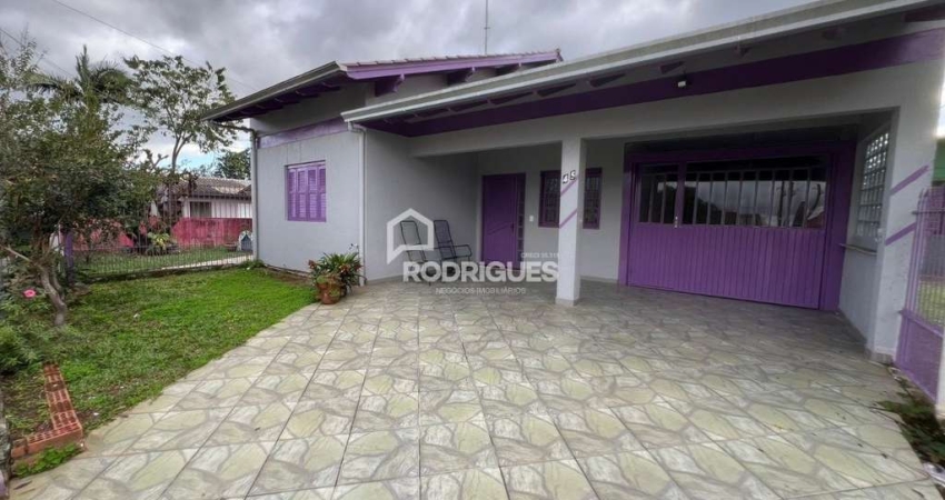 Casa com 3 quartos para alugar na Castro Alves, 45, Vila Rica, Portão