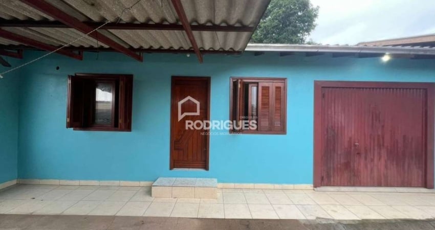 Casa com 2 quartos para alugar na Primeiro de Maio, 373, Estação Portão, Portão