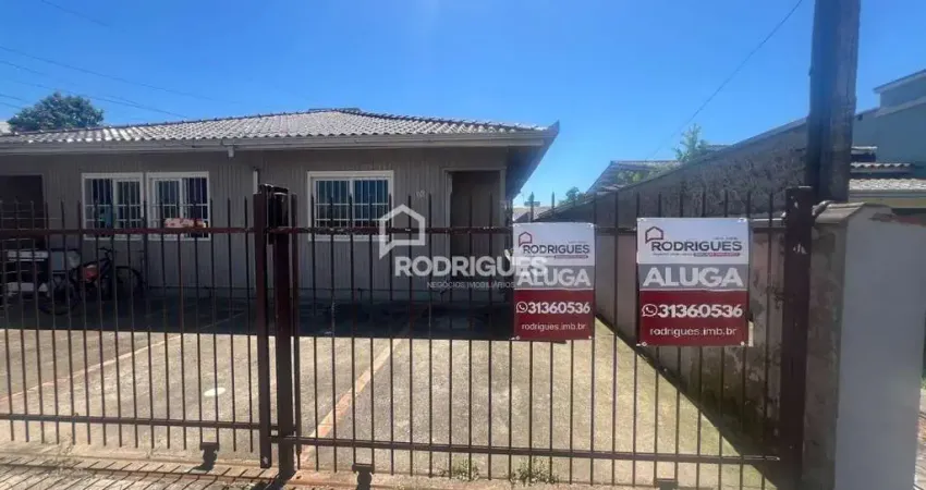 Casa em condomínio fechado com 2 quartos para alugar na Pernambuco, 348, Centro, Portão