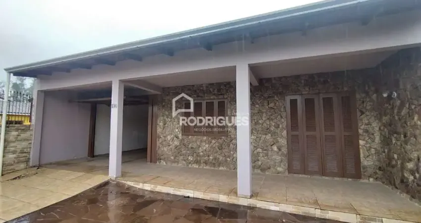 Casa com 2 quartos para alugar na Rolante, 100, Vicentina, São Leopoldo