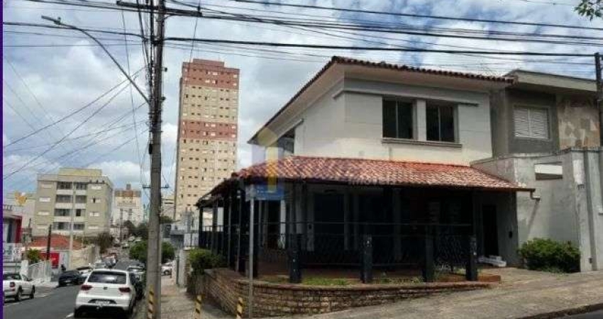 Casa com 3 quartos para alugar no Centro, São Carlos 