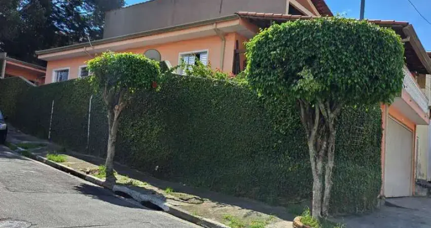 Ótima casa assobradada no Jardim Novo Osasco, Osasco, São Paulo.
