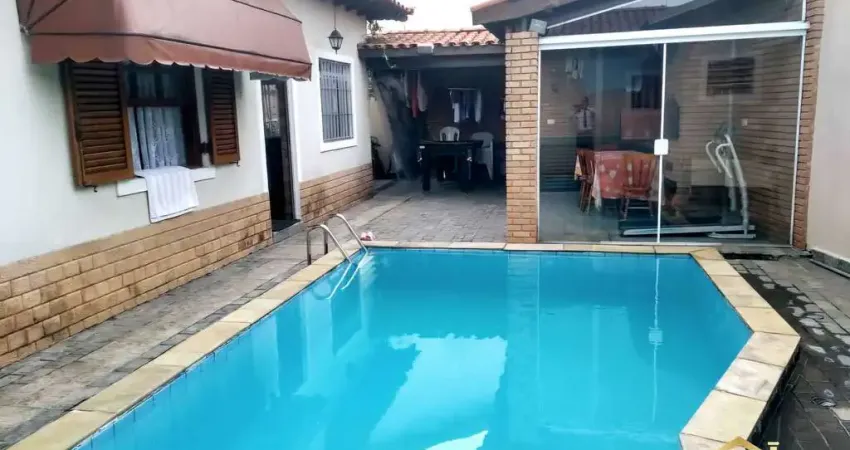 Excelente Casa Térrea com Piscina na City Bussocaba em Osasco!