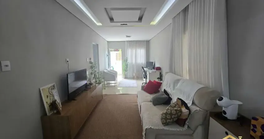 Oportunidade! Casa térrea, 2 Dorms, 4 vagas, 100m² - Bela Vista - SP.
