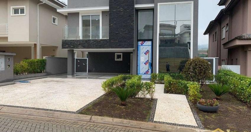 Casa em Condomínio, 2 Sts, 3 Wc, 4 Vagas - 420m² - Alphaville - SP.