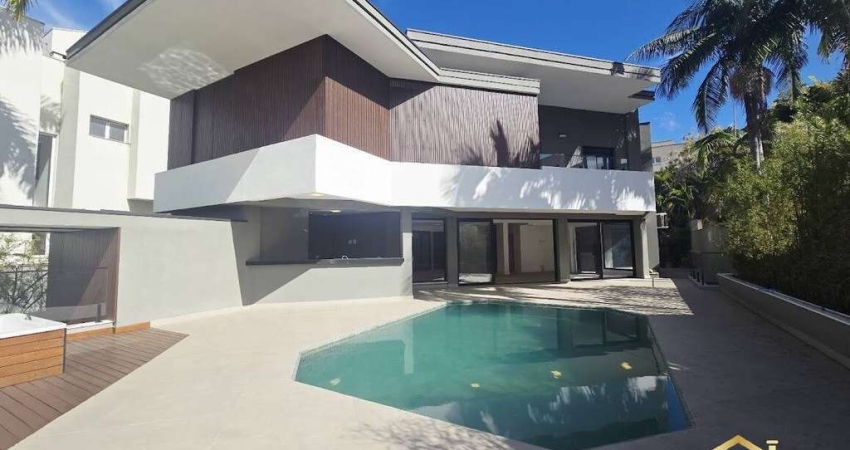 Belíssima Casa, 4 Sts, 7 Wc, 6 Vagas, Área Gourmet - 683m² - Alpha Zero/SP.