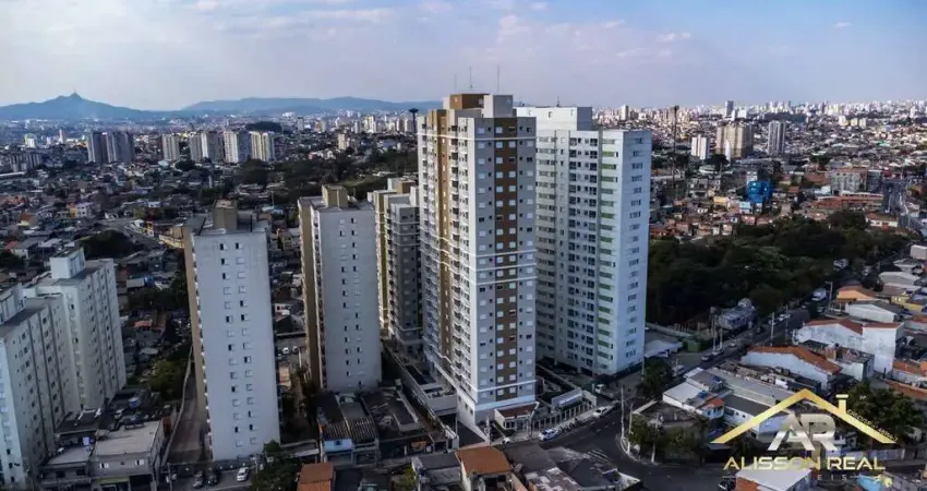 Apartamento sendo 2 quartos, 1 banheiro - 1 vaga e andar alto no absoluto.