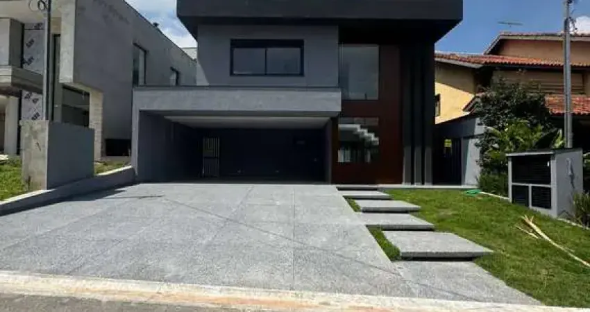 Belíssima casa nova, 4 suítes, 350m² de construção no alphaville-sp.