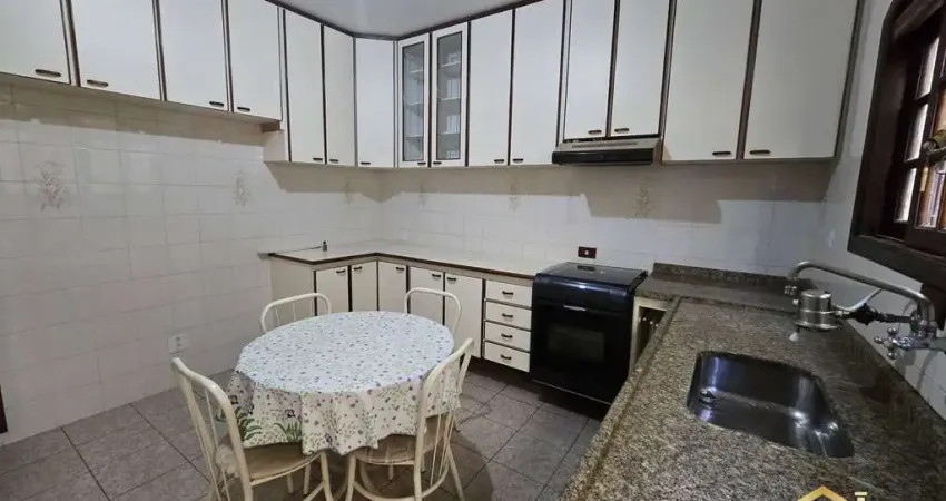 Sobrado sendo 3 quartos + edícula + 2 vagas no bela vista em osasco.