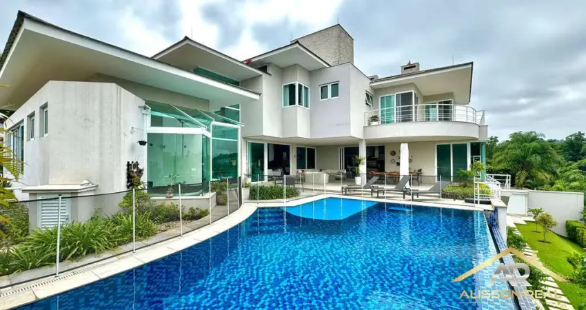 Maravilhosa mansão, 1.430m², 4 quartos, 4 suítes, 8 vagas no tamboré zero.