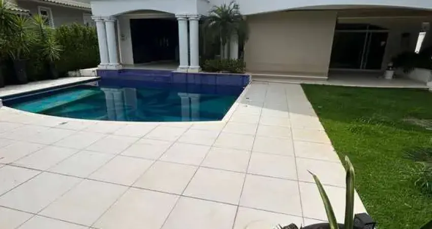 Lindíssima Casa de 1046,58m², 6 Suítes, Piscina, SPA, 4 Vagas no Tamboré II