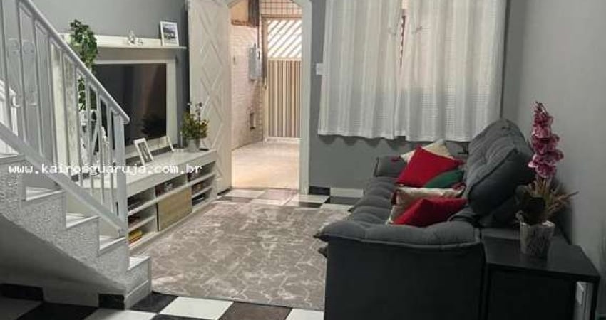 Sobrado para Venda em Guarujá, Sítio Paecara (Vicente de Carvalho), 3 dormitórios, 3 banheiros, 2 vagas