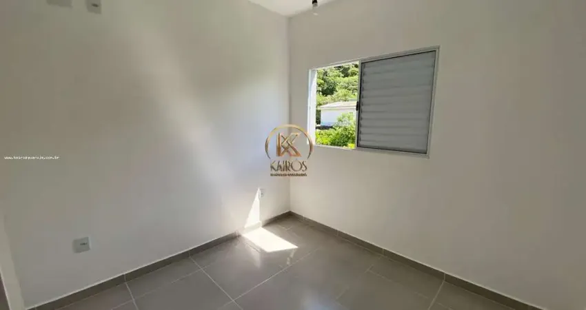 Sobrado para Venda em Guarujá, BALNEARIO PRAIA DO PEREQUE, 2 dormitórios, 2 suítes, 2 banheiros