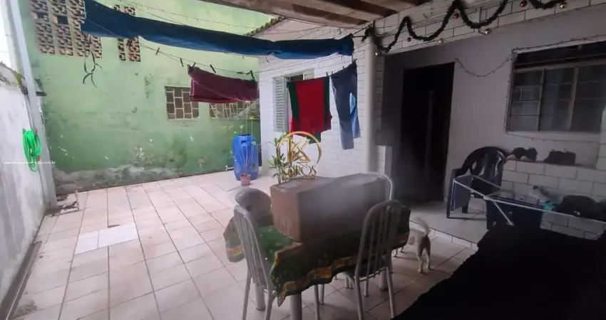 Casa para Venda em Guarujá, Sítio Paecara (Vicente de Carvalho), 2 dormitórios, 1 banheiro, 1 vaga