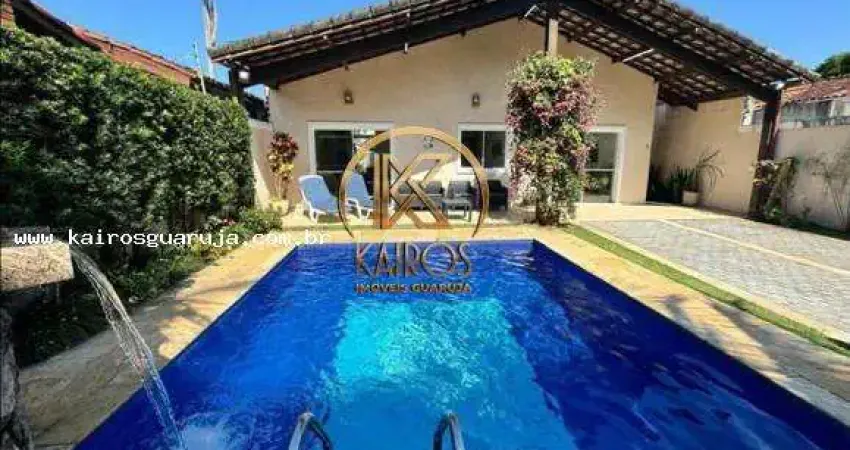 Casa à venda na Avenida Professor João Batista Julião, Jardim Virgínia, Guarujá
