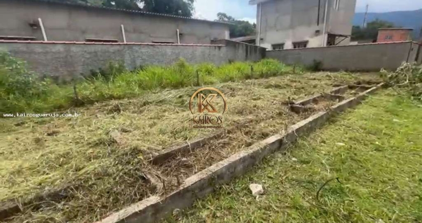Terreno à venda no Caruara, Santos 