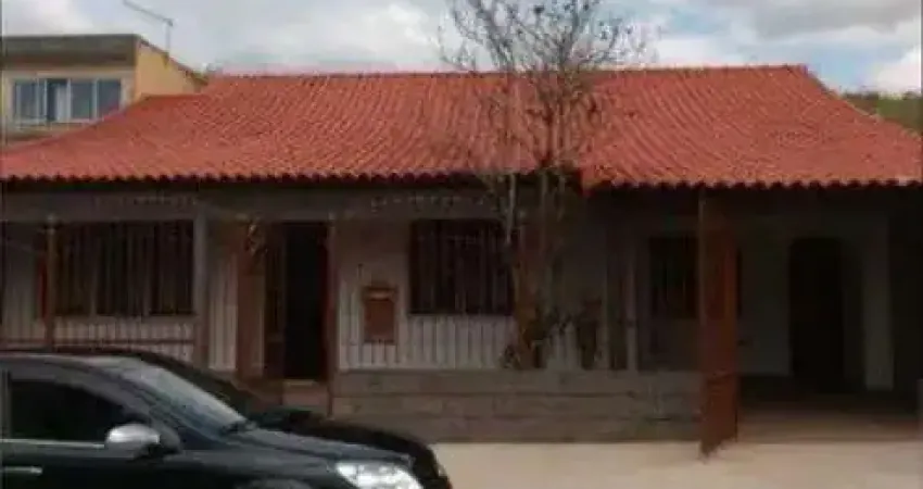 CASA PARA VENDA TEM 176 METROS QUADRADOS BAIRRO JARDIM TIRADENTES VOLTA REDONDA -RJ