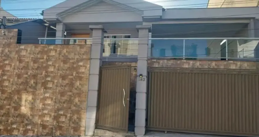 Casa com 3 quartos à venda na Rua Aurora Figueira Padilha, 15, Jardim Belvedere, Volta Redonda